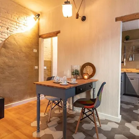 La Casa Di Gio - Bio *